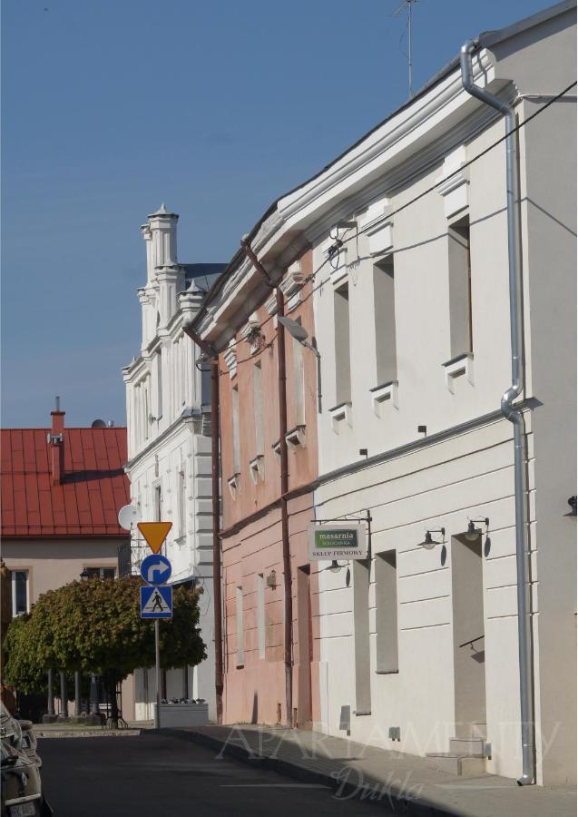 Apartamenty Dukla Bagian luar foto